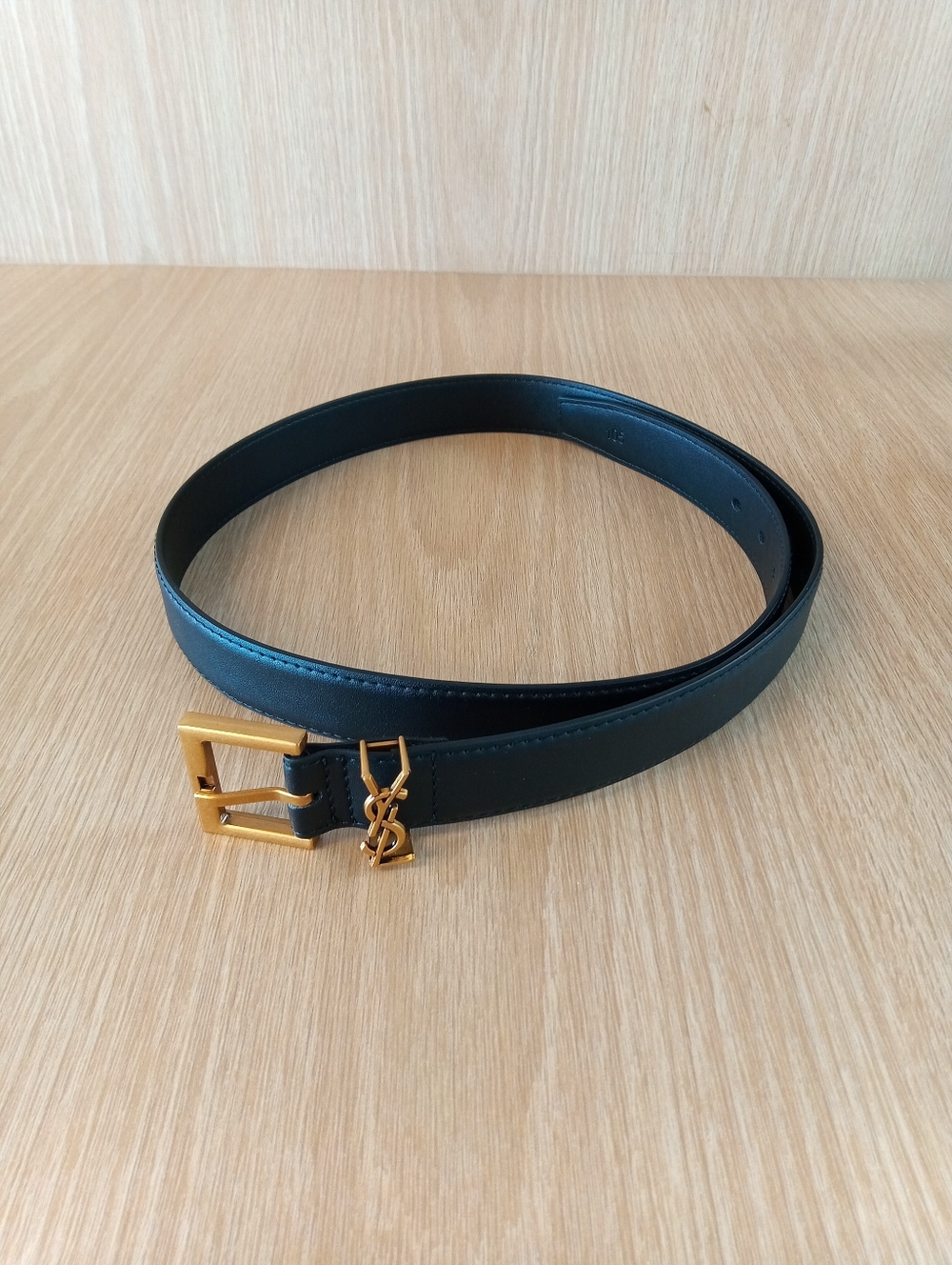 YSL Saint Laurent Black Gold Leather Belt - Picture 2 of 5